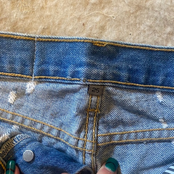 LF CARMAR Genesse bullethole reagan short NWOT - Picture 4 of 5